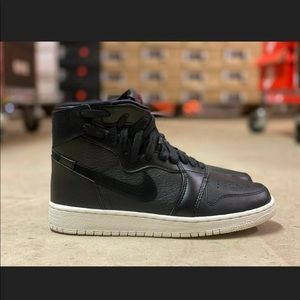 Nike Air Jordan 1 retro Shoes Womens Black Sz 9.5